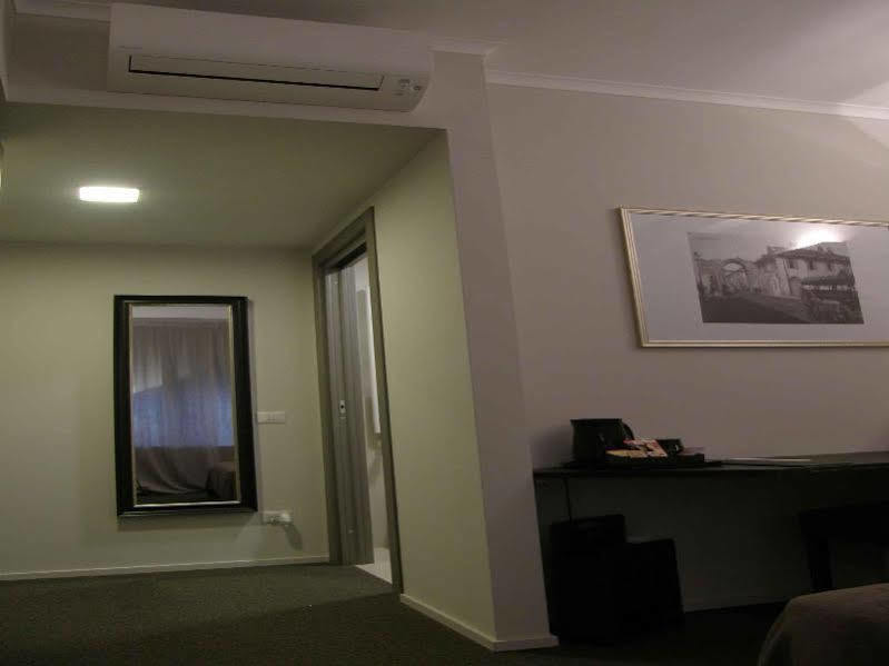 Zuretti 61 Bed and Breakfast Milano Eksteriør billede